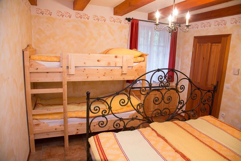 Apartment Pod Skalco Jesenice Exterior foto